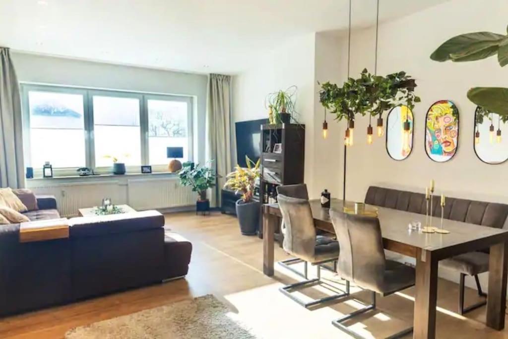 Design Apartment Im Zentrum Von Nienburg! Nienburg  Esterno foto