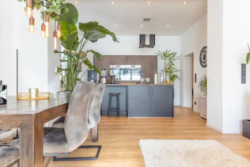 Design Apartment Im Zentrum Von Nienburg! Nienburg  Esterno foto