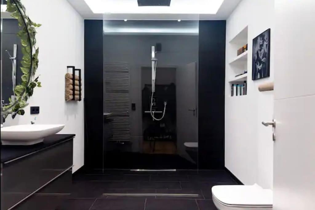 Design Apartment Im Zentrum Von Nienburg! Nienburg  Esterno foto